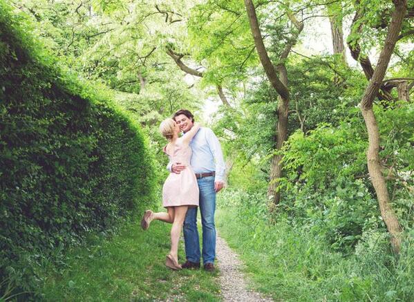 Trouwlala's tweet photo. De #loveshoot van Lily &amp; Coen staat nu online! Bekijk het via #fb em like ons direct!
https://t.co/1inkSKxHkm http://t.co/xDNGUAwHR4