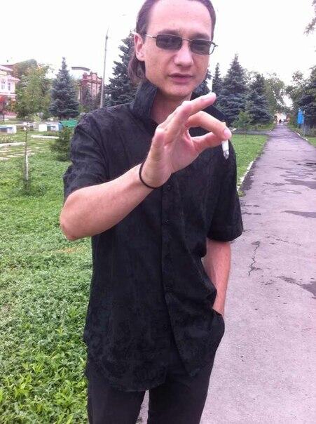 un_marin's tweet photo. #Пугачев Питерский националист так и не доехал до Пугачева.Его задержали в Марксе.А в это время его уже ждут ребятки http://t.co/CcEoCaDkTD