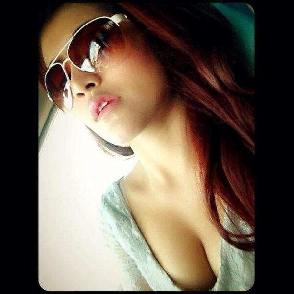 ZenithOlayinka's tweet photo. Problem? http://t.co/9IXcJ7qMZj
