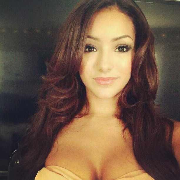 Twitter melanie iglesias Melanie Iglesias