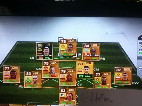 FifaFREE_'s tweet image. Bij 15 RT's verloot ik die aubameyang team !! Retweet en je krijgt het helemaal gratis !! De kans is groot dus rt