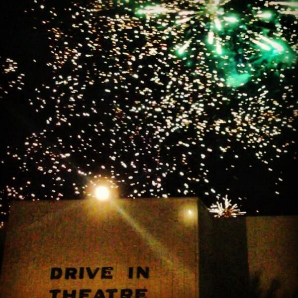 BeaconDriveIn's tweet image. We had a full house last night, so much fun!