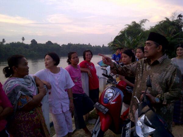 MUSocu04's tweet photo. Saat meninjau lokasi Balimau Langgini bangkinang@PoskoHA @infoRIAU@RelawanMudaKPR http://t.co/dtqzkg0pYV
