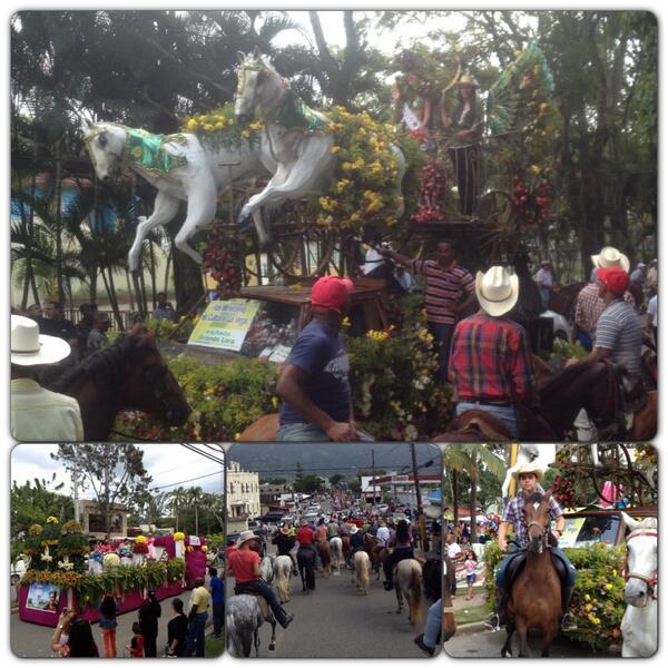 JoseHomeroIsa's tweet photo. Cabalgata Día de las flores, Jarabacoa! Llena. @Rafaelisaisa http://t.co/Yp43sGsSYm