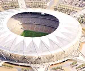 تعقد شركة أرامكو السعودية اليوم، مؤتمرا صحفيا عن مدينة الملك عبدالله الرياضية بجدة،
