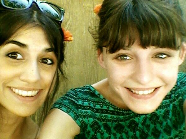 emebaena's tweet photo. Buenos domingos con buena compañía @irenn_mr http://t.co/XOnXJPRnPh