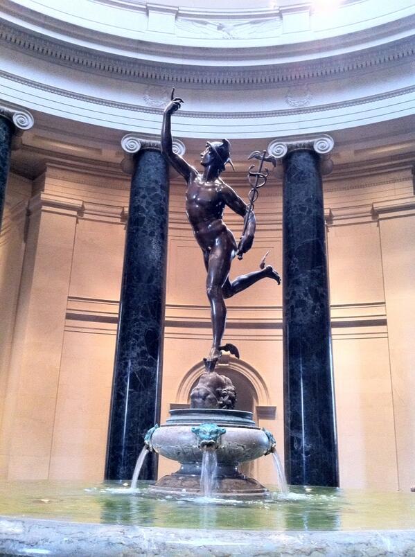 AfricanaCarr's tweet photo. Djehuty [Thoth] in the Roman form of "Mercury." Bologna's fountain @ Nat'l Gallery of Art. #IntellectualCSI http://t.co/dQbCrUJ0JL