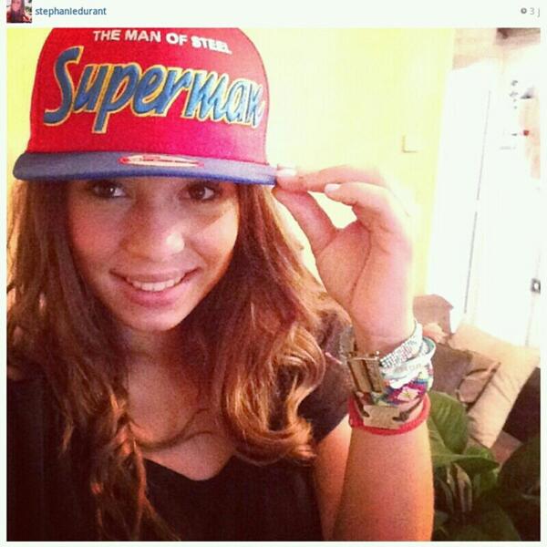 Team_Stephanie's tweet photo. @Stephaniiie_d  t'es magnifique ma chérie !! T'es la meilleure ! Je t'aime ! Bisous plein <3 #StephanieFamily <3 http://t.co/XqqArbE76u
