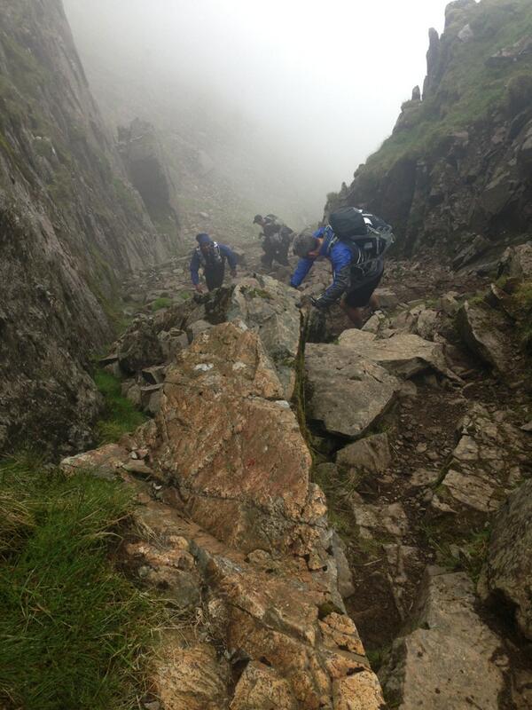 8x3000Ft's tweet photo. Great picture from yesterday ! Looking down on the boys climbing #lordsrake http://t.co/RsVqVcqDK5