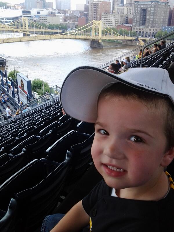 shez154's tweet photo. @Carm44 @connolly_tj. @carapia15  great day at the park http://t.co/jcE5oirYND