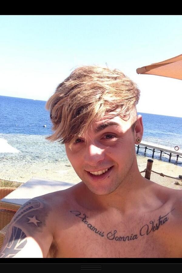 JaymiUnionJ's tweet photo. Beach!!!! http://t.co/pnGtmjrsz7