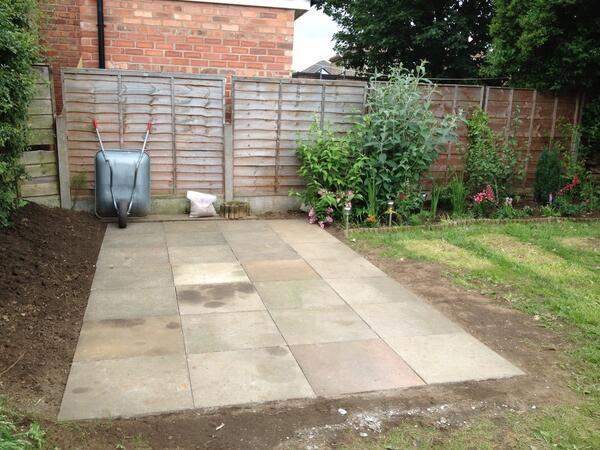 Iacobus_Images's tweet image. Finished!!  Thanks to @Balarus_ for lending a hand and saving my poor aching back from torture! :D #justkeepdigging