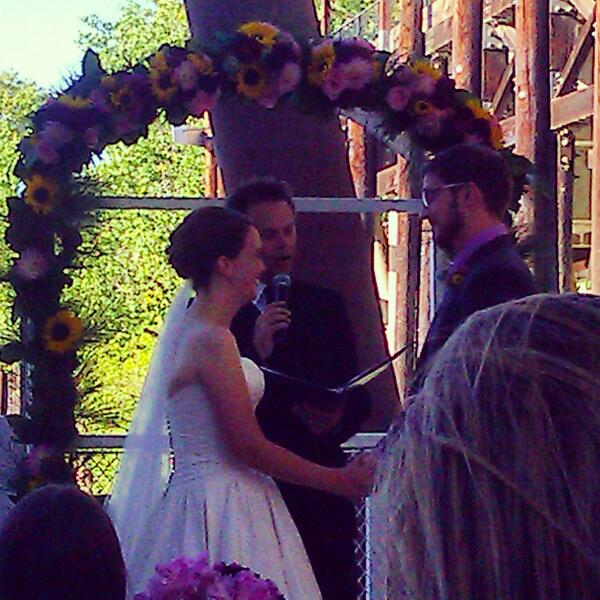 JDadominator's tweet photo. #loveisgross #beccaandjack2013 http://t.co/XXZA068QXc