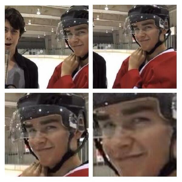 EIiGoIdsworthy's tweet photo. @HockeyIsCam Replies- Me?!? Look at the face YOU are making.. http://t.co/KMiVOTZ5Pr