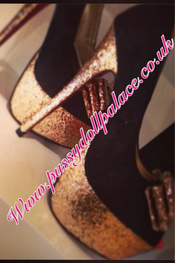 HERE GOES ' better late than never !
COMPETITION TIME for Twitter !!
RT TO WIN
RT TO WIN
RT TO WIN 
#RT
#WIN #PDP