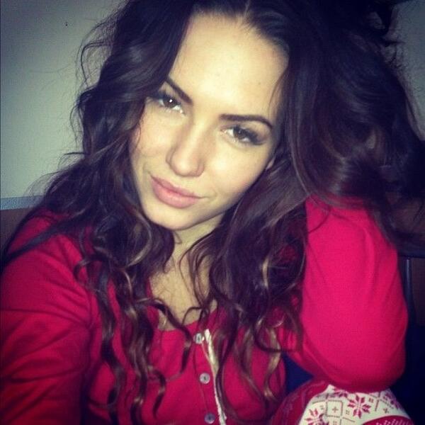 SabineRocks's tweet photo. Can't think of anyone more ridiculously stunning to look at on a steamy hot Sunday than @SabineJofficial #natural http://t.co/1xNDjarQOf