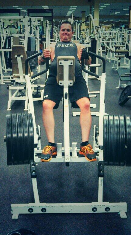Brainbustaaa1's tweet photo. 450 pounds ppl http://t.co/A3l12j2UHC