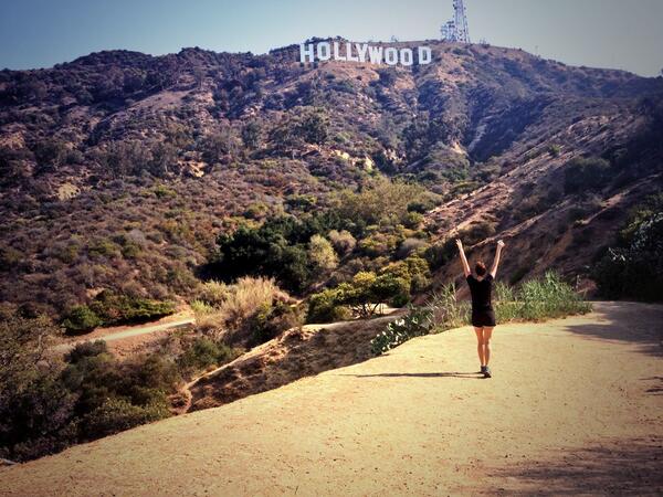 wearemadmoni's tweet image. If you don't get out the house before 8am, it's just not going to happen. #HEATISREAL #EARLYHIKESCUZWEHARDLIKEDAT