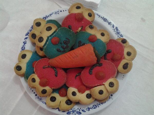 KellyDelgado6's tweet photo. Ricas galletas :) para una tarde de vacaciones!!! http://t.co/CYi39Q2P66