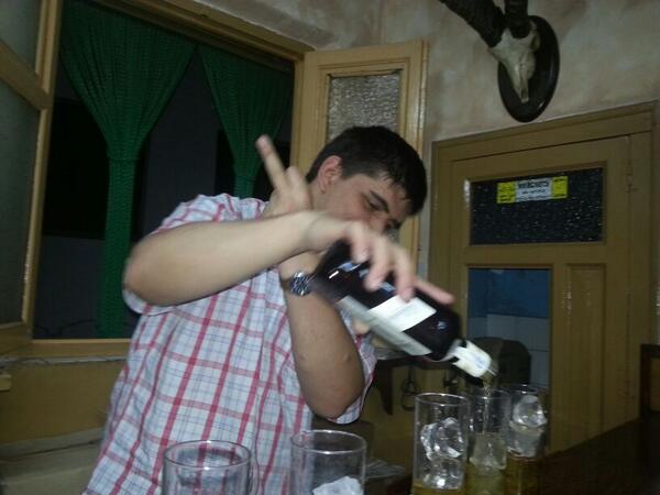 JadeServicios's tweet photo. @eduguisando @GuisandosLand http://t.co/9OGCXOXZMq