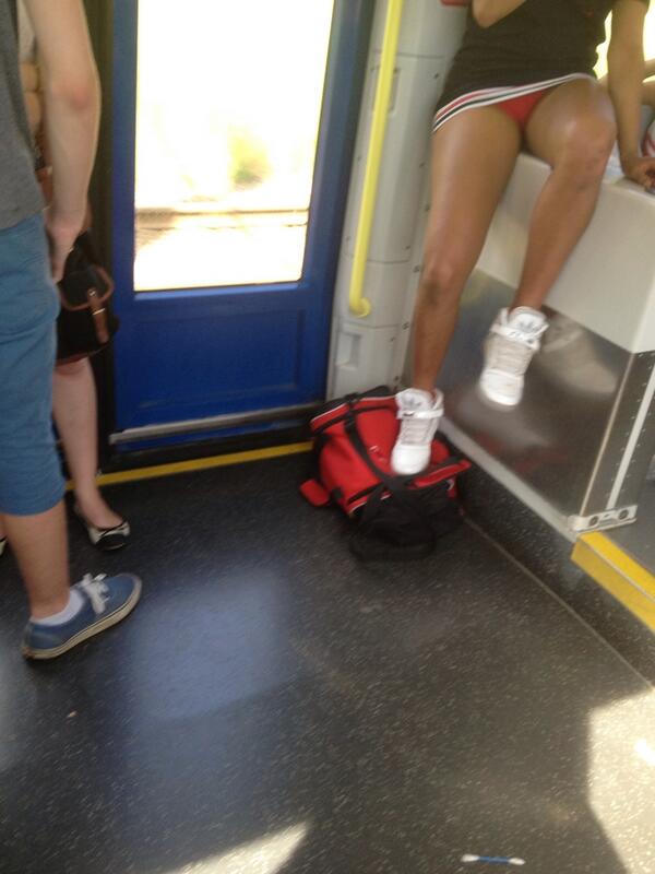 craiggoodtime's tweet photo. Some girls #duttyGyal http://t.co/7oKZNPdZod