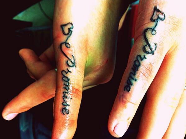 MissieRoss's tweet photo. I pinkie promise http://t.co/kTIHZcv1Zc