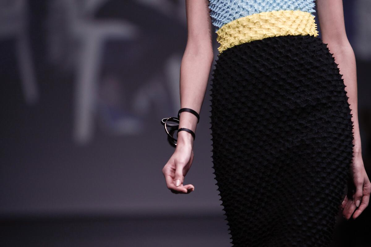 Christian Dior ワンピース 青xアイボリーx黒等 4202224O0021 Dior on X: 