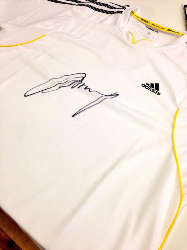 adidasUK's tweet photo. To celebrate Murray's win, we're giving away this signed shirt! Just follow &amp; RT for a chance to win! #hitthewinner http://t.co/VqyVG5Y4ex
