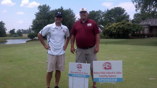GHSFalconFB's tweet photo. @CoachOverstreet and @scoreboardguy at the Football Golf Tourney http://t.co/hyCKeOXUDE