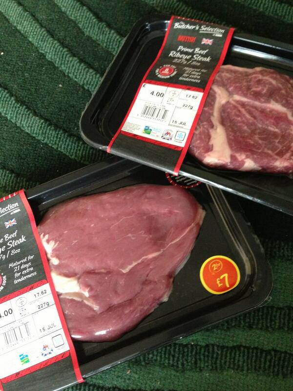 Intrepid_Talie's tweet image. Dinner and lunch tomorrow. #CravingSorted No more food pics please @mikegym69, I can't afford them.