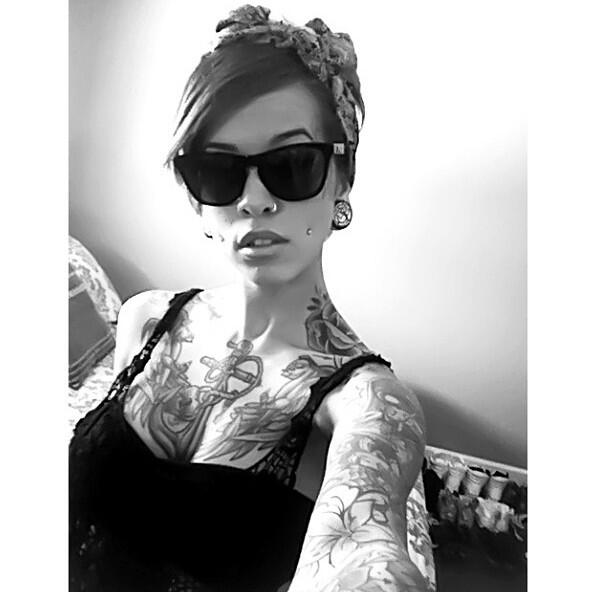 MadelynMadzilla's tweet photo. Trill $hit http://t.co/jPoMRrsJuF