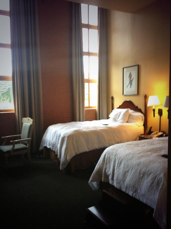 HHadventure's tweet photo. Life in style tonight http://t.co/RXqDKfCrbS