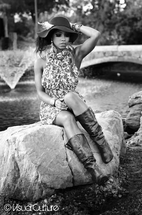 TheModelHallie's tweet image. #DeepnUrThoughts teen vogue #modelingislife