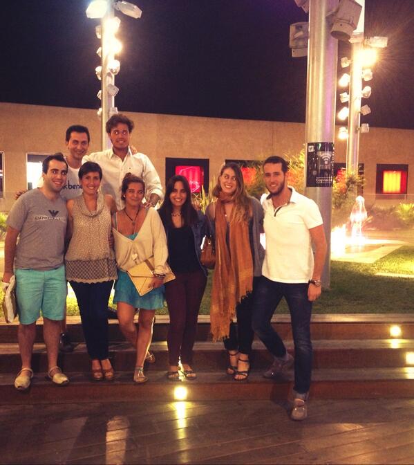 guishom89's tweet photo. @Victor_Pel_Bel @BarbaraBranas @LauCiller @helenagain79 @TenduRabat Estela and Nil. 😉✌ http://t.co/8cLnRqO55S