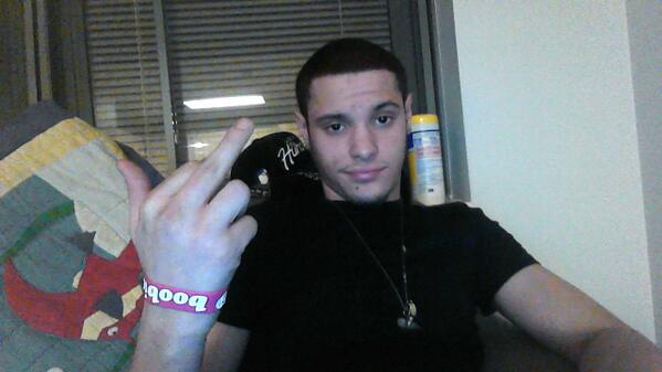 1H3CSTAR's tweet photo. FUCK THE HATERS !! http://t.co/vmvAUGkv0P
