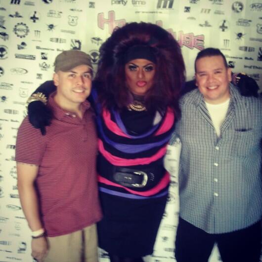 wominawells's tweet photo. With Mike Trance and Artie the one man party http://t.co/lE0yUnaJB3