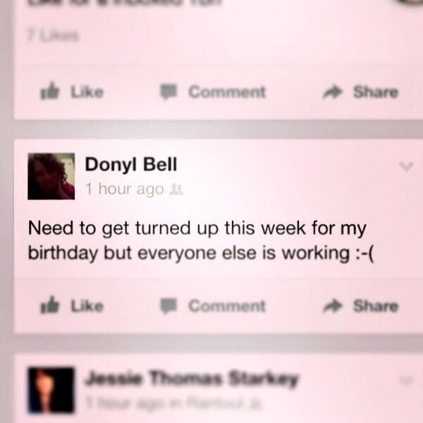 DaweekndXO's tweet image. This just got my mom unfriended lbs #impissed #sitdownsomewhere lol😂😂😂😑😑