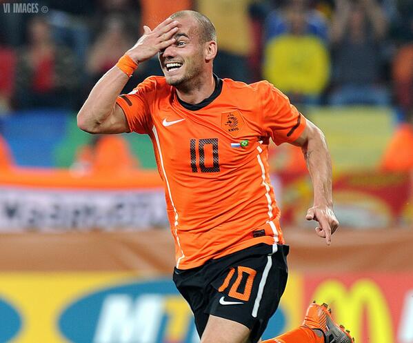 VI_nl's tweet photo. FOTO – Vandaag precies drie jaar geleden. http://t.co/K0P8Kn4htf