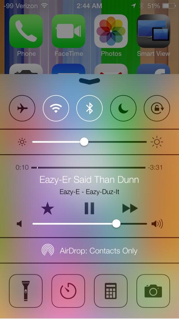 daddyjb's tweet photo. iOS 7.0 Beta 2.0 ..... Pimp isht! http://t.co/VwrJL7FaDc