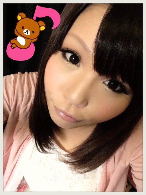 面接まわり終わりましたー(*ﾟーﾟ*)お昼間は暑いですね(/ _ ; )画像のリラックマは『ラインカメラ』ってアプリのリラックマのスタンプですよー(人'ｗ'●) http://t.co/1Hu59GM