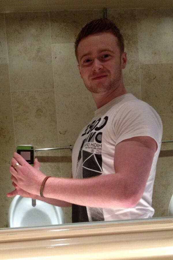 benwollacott's tweet photo. Hash tag selfie #toilets http://t.co/cfNdWYcBiP