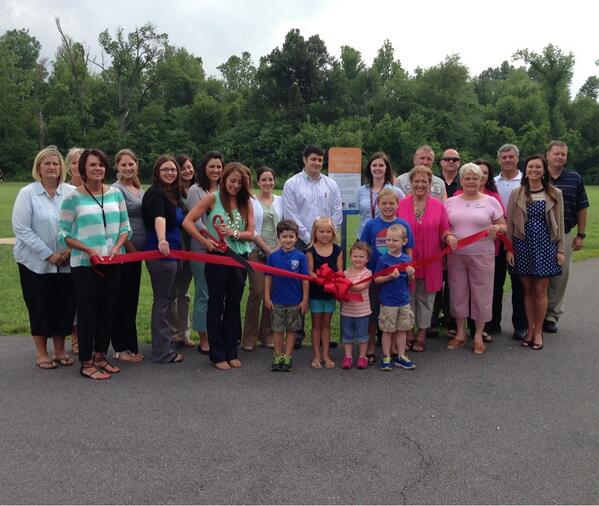 CityofMayfield1's tweet photo. Born Learning Trail ribbon cutting #Kesscreekpark #bornlearning #unitedway http://t.co/4Uz0BQsFs3