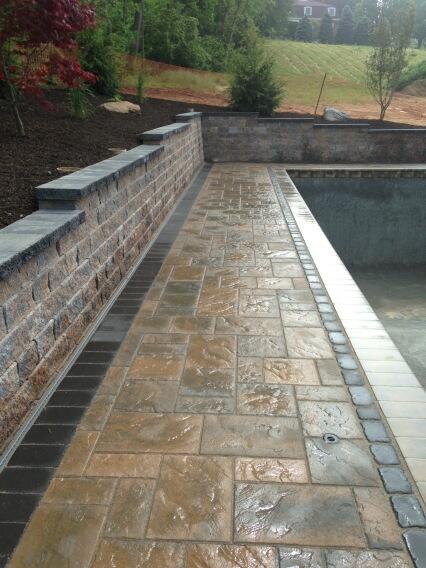 Nice representation of both #blu60 in #sandlewood &amp; #onyxblack border and banding  via <a href="/Spaydslandscape/">Spayds Landscape</a>