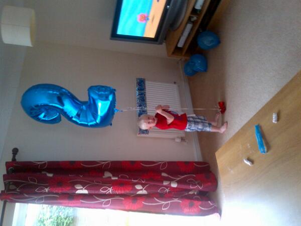 DanielleM8889's tweet photo. Happy 2nd Birthday Harry xxxxx http://t.co/XorJ4uJWTt