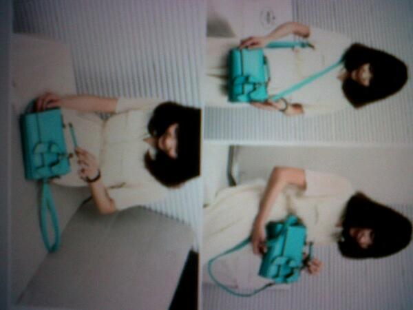 DF_Tia's tweet photo. Best slempang (?) Bag I've ever seen >< @DF_cmh0991 http://t.co/wr7pjYP4fl
