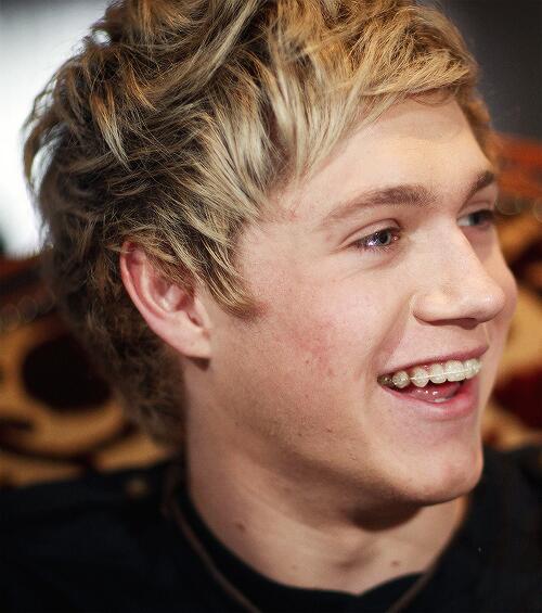 69conHarry's tweet photo. @UnaEnInfinito Holi:3 http://t.co/439sv7MviL
