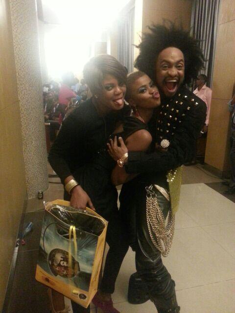 Asatainment's tweet photo. @DENRELE_EDUN gbogbo denrele http://t.co/0DUWEJbzkR