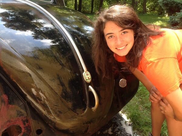 jedimind_trick's tweet photo. Fixing up the '57! http://t.co/TxsVDYu774