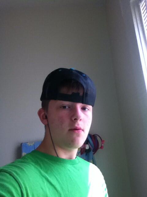 Wish there was something to do http://t.co/sKEiTFt7m3