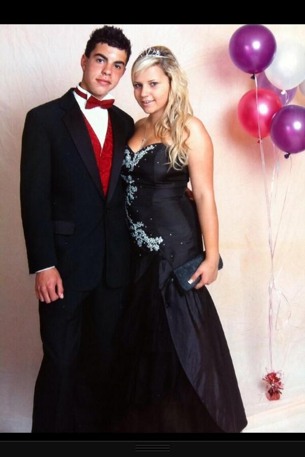 HannafordRachel's tweet image. Haha #prom2008